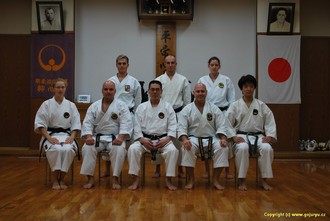 Ryushinkan Dojo v Tokiu - Sensei Seiro Aragaki a český tým
